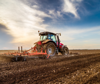 Stay cool and comfortable through long days in the field with ventilated support.